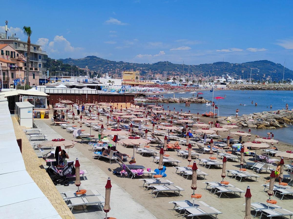 Apartment Incantevole Sul Mare - Borgo Marina